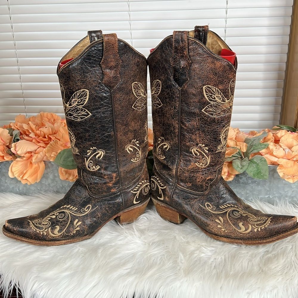 CIRCLE G WOMEN'S DISTRESSED BONE DRAGONFLY EMBROIDERED BOOTS - SNIP TOE Size 10 - Picture 5 of 14
